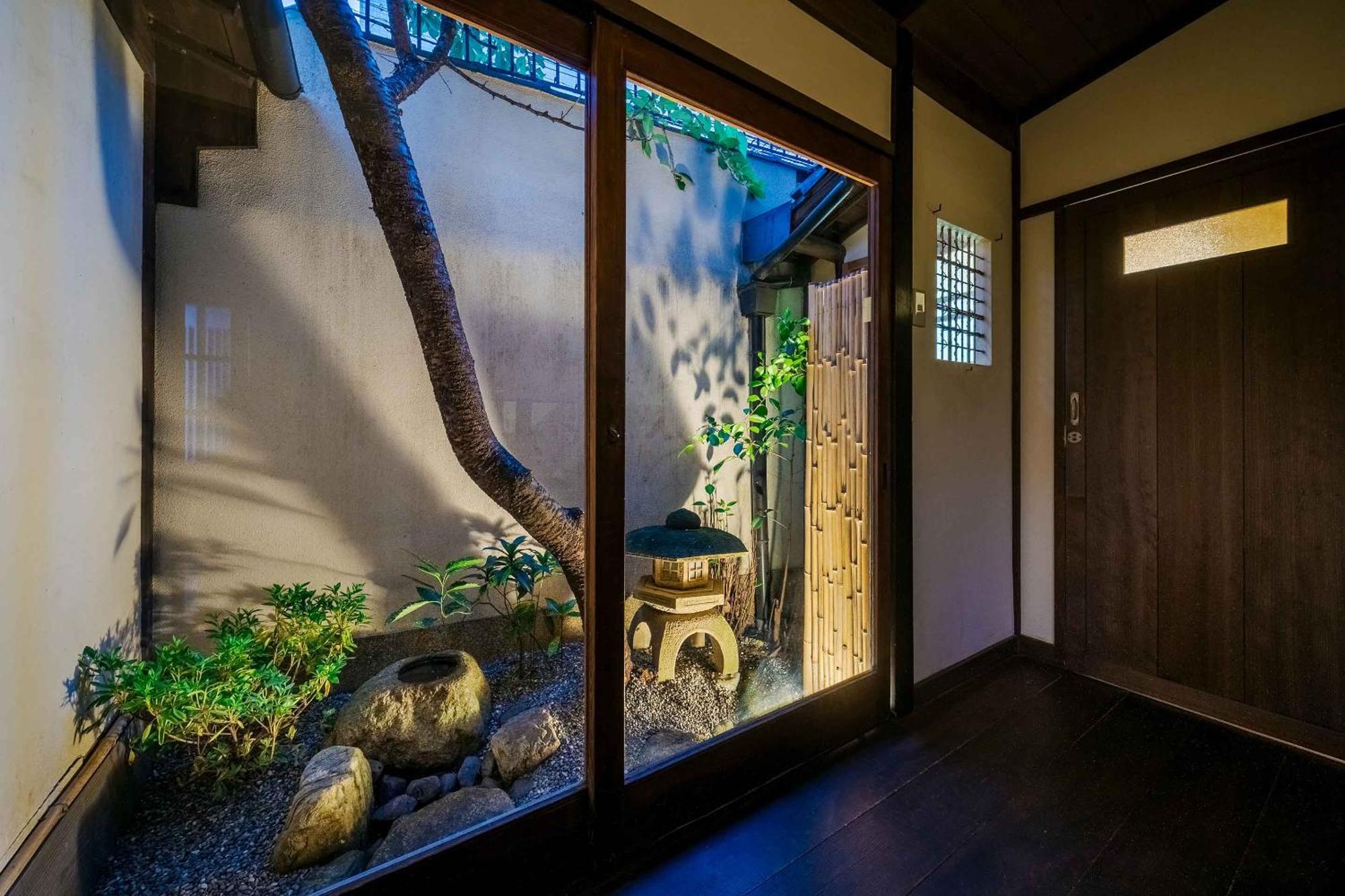Вилла Gion Koyu An Machiya House Киото Экстерьер фото