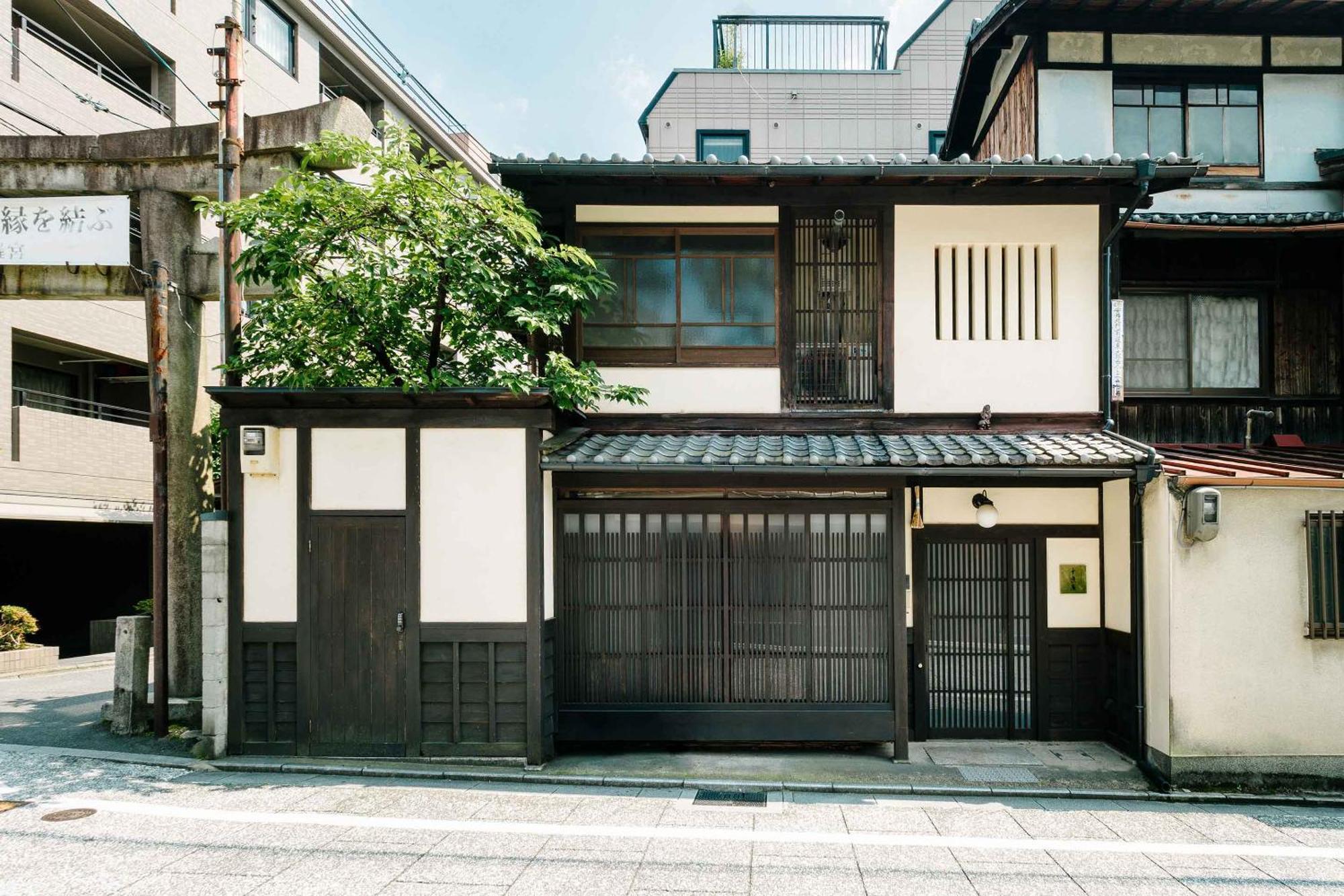 Вилла Gion Koyu An Machiya House Киото Экстерьер фото